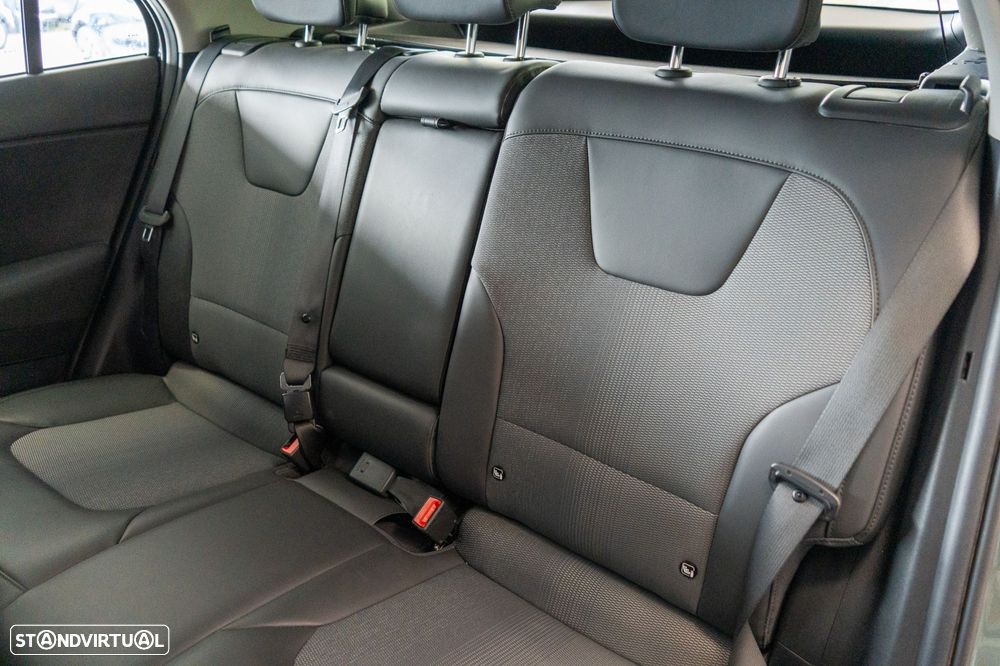 Kia Niro EV 64kWh Drive - 8