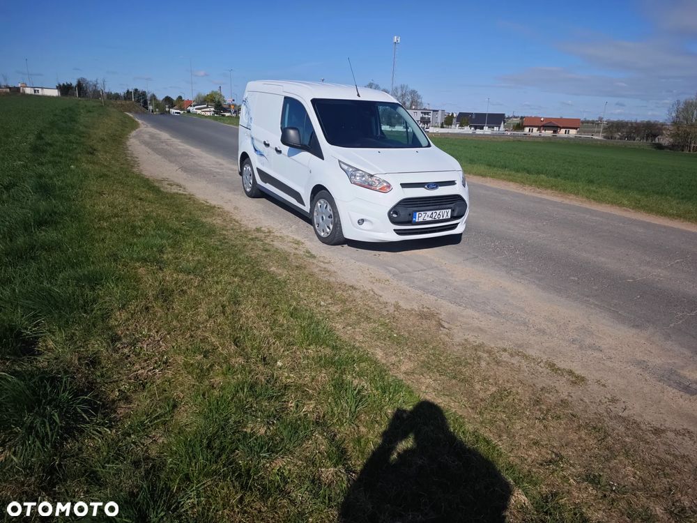 Ford CONNECT - 4