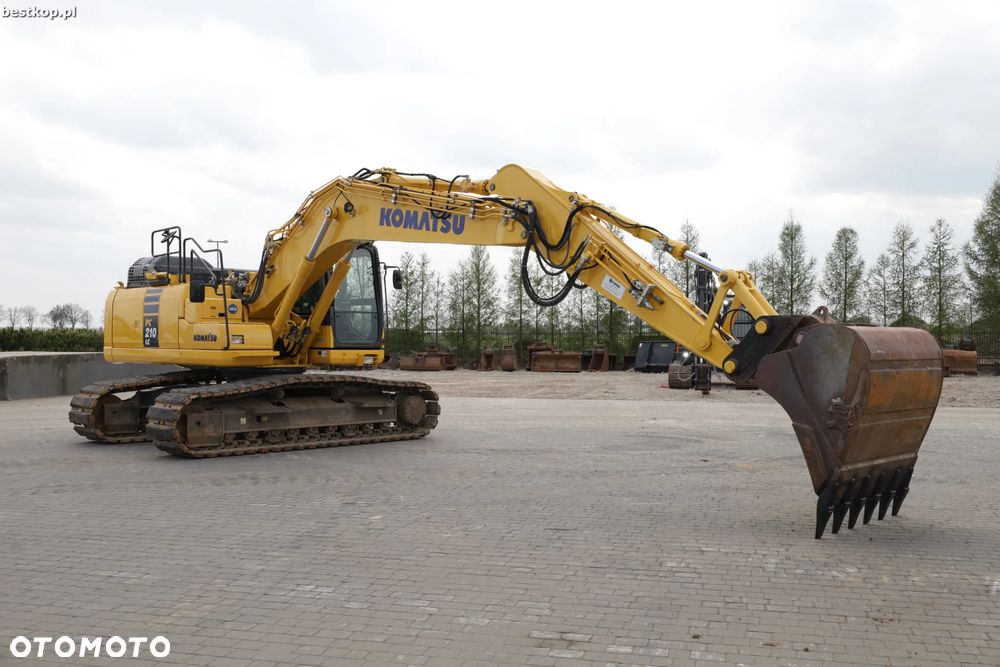 Komatsu PC210LC-11 - 34
