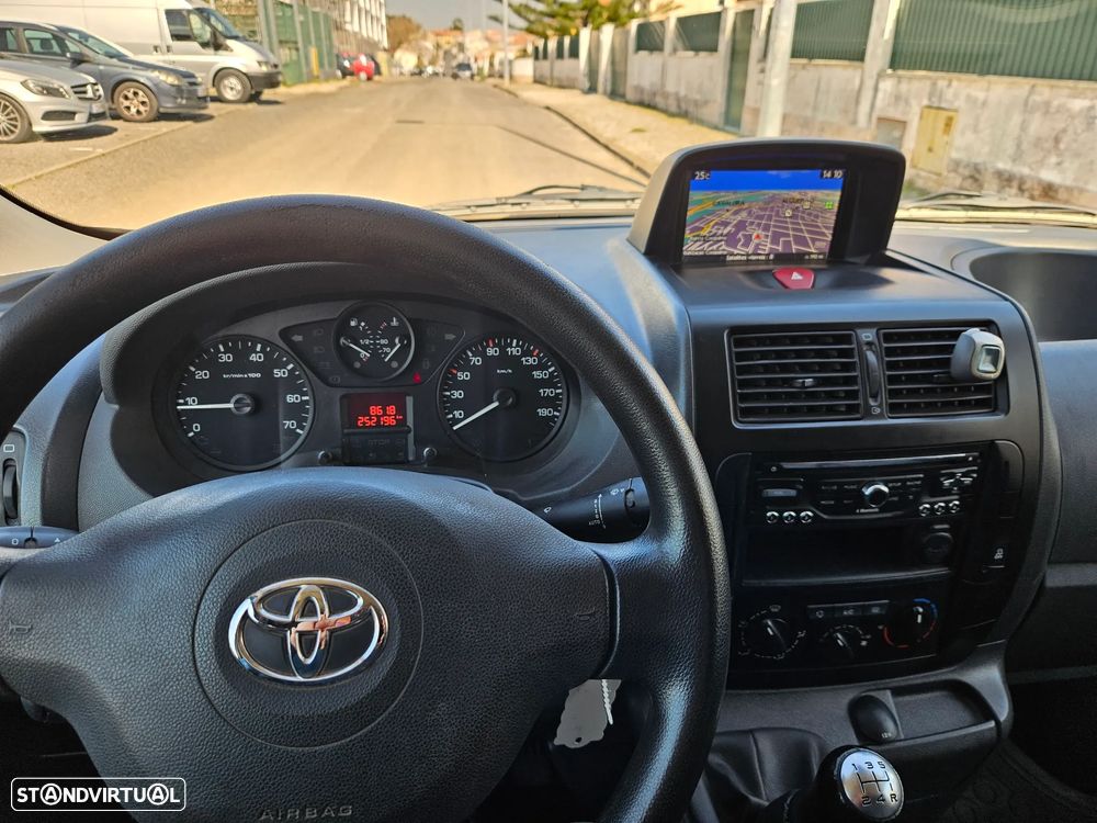 Toyota ProAce 1.6 D-4D - IVA Dedutível - 6
