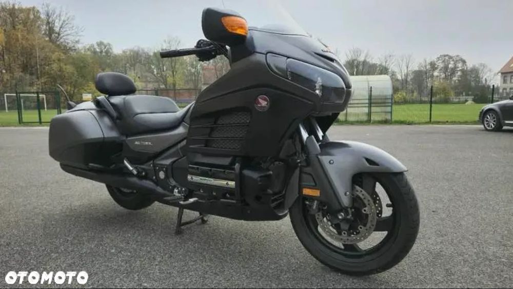 Honda GL - 5