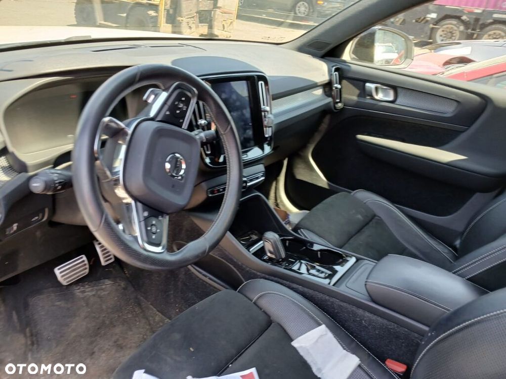 Volvo XC 40 T5 AWD Geartronic R-Design - 7
