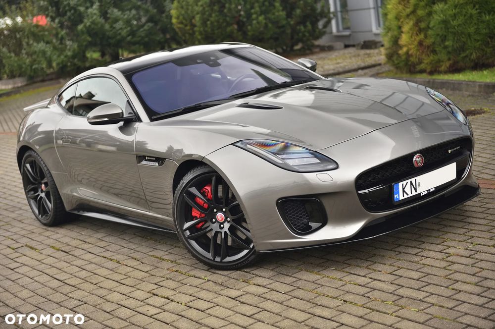 Jaguar F-Type Coupe P300 R-Dynamic - 12