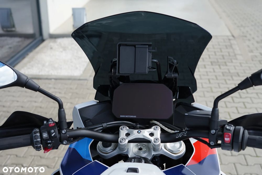 BMW S - 21