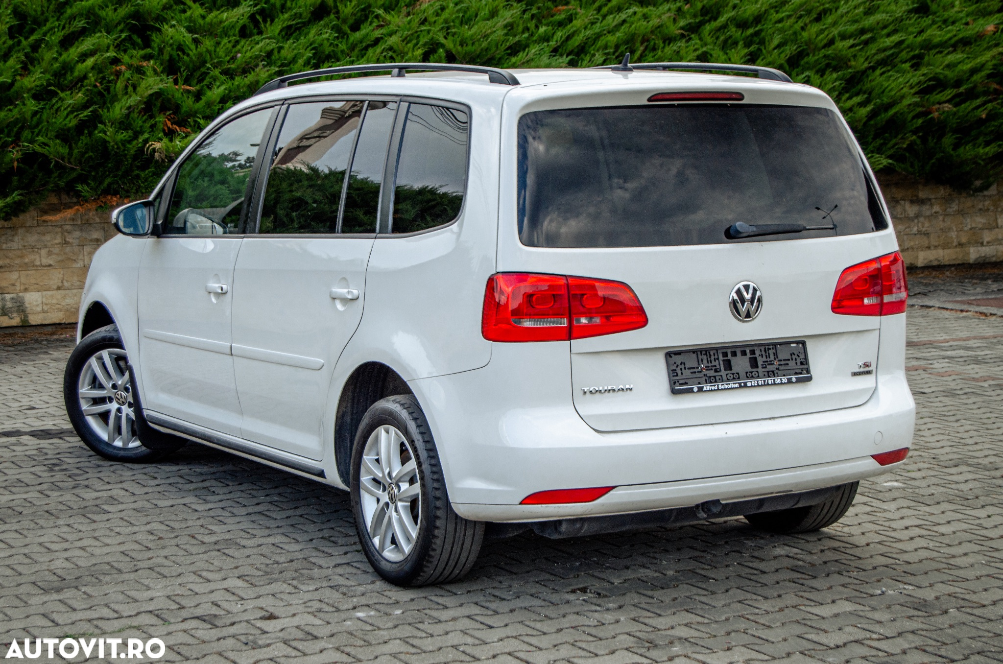 Volkswagen Touran - 6