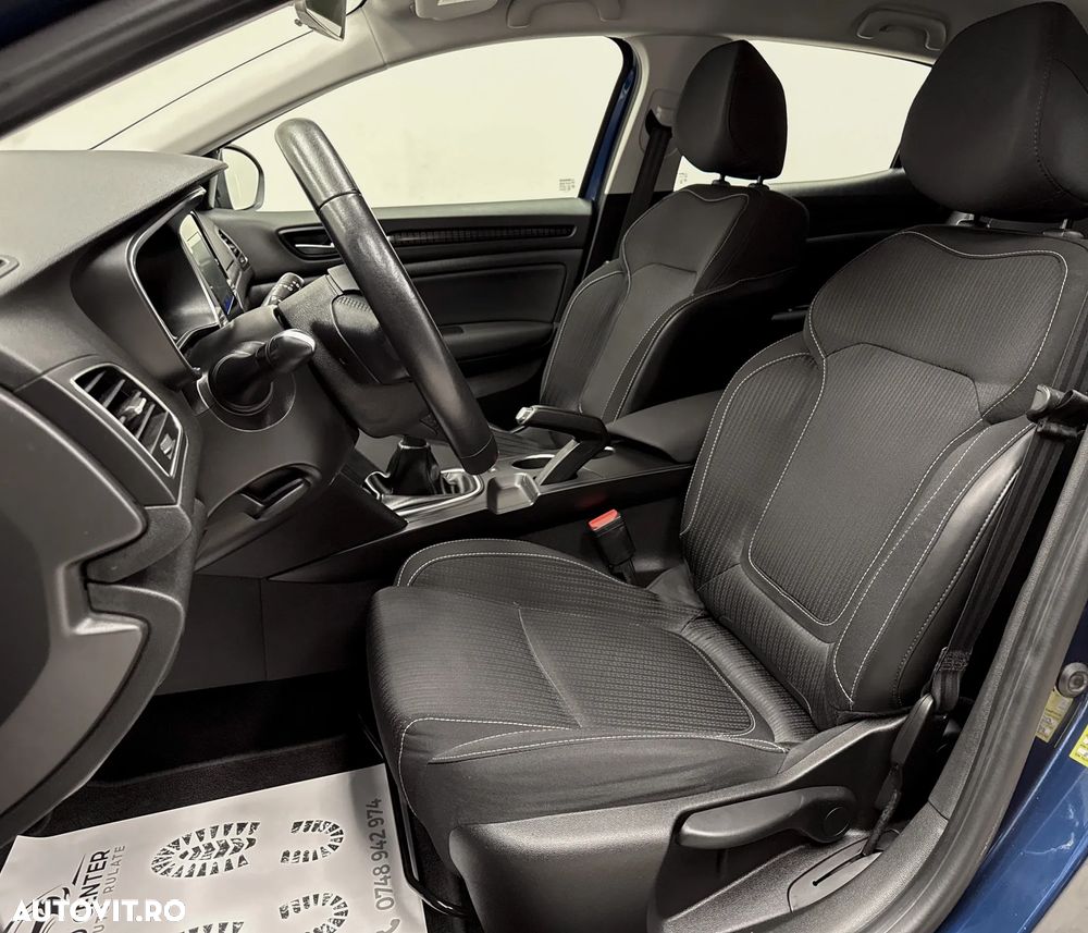 Renault Megane ENERGY TCe 100 LIFE - 6