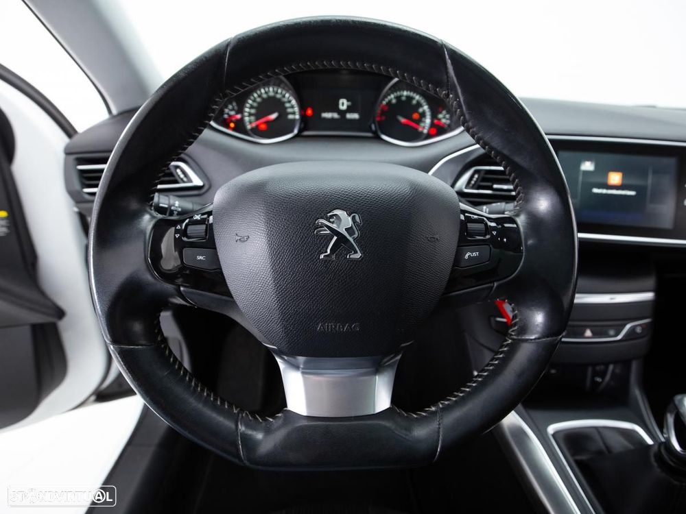 Peugeot 308 SW - 14