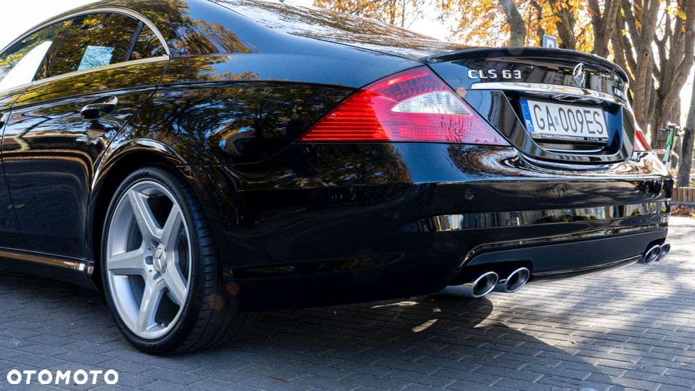 Mercedes-Benz CLS 63 AMG 7G-TRONIC - 8