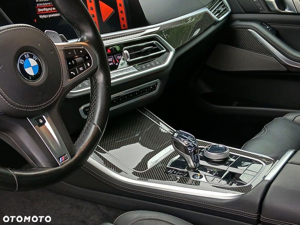 BMW X5 M50i - 22