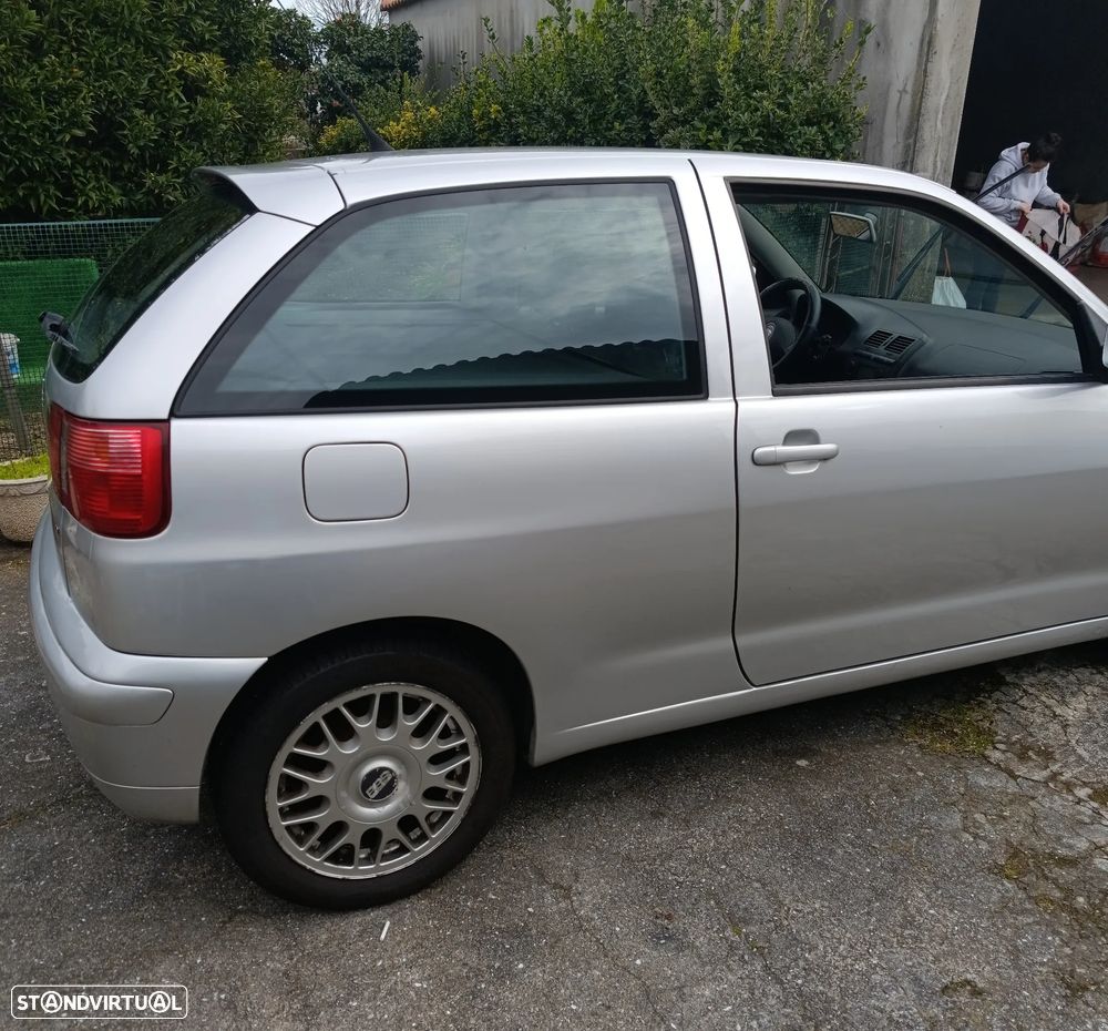 SEAT Ibiza - 5
