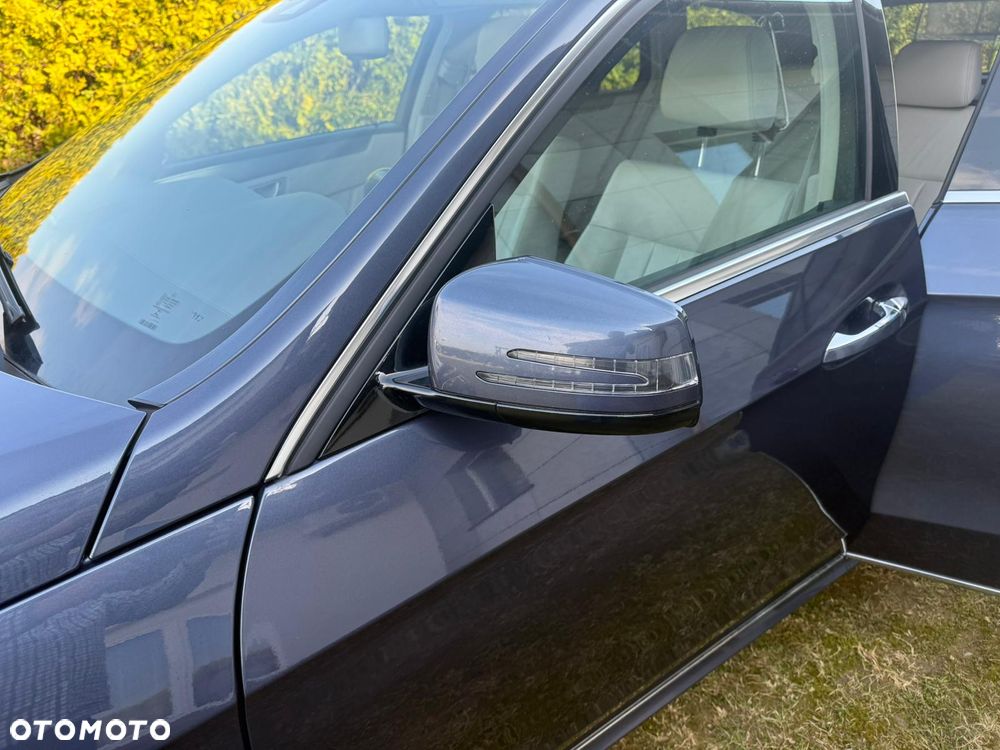 Mercedes-Benz Klasa E 300 BlueTEC 7G-TRONIC - 11