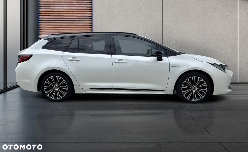 Toyota Corolla 1.8 Hybrid Selection - 26