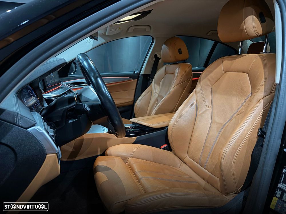 BMW 520 e Line Luxury - 16