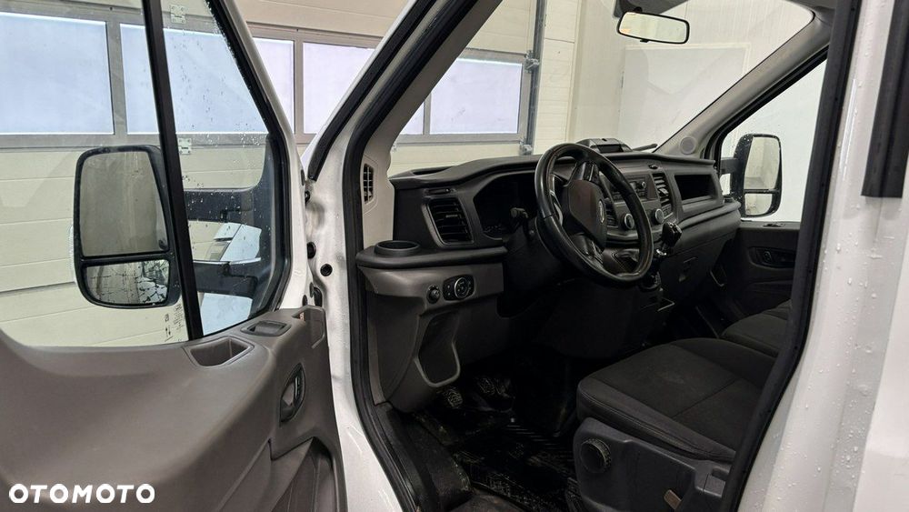 Ford Transit - 10