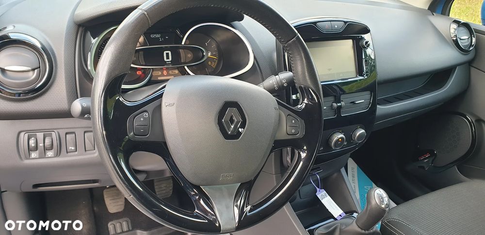 Renault Clio 1.2 16V Limited Plus - 27