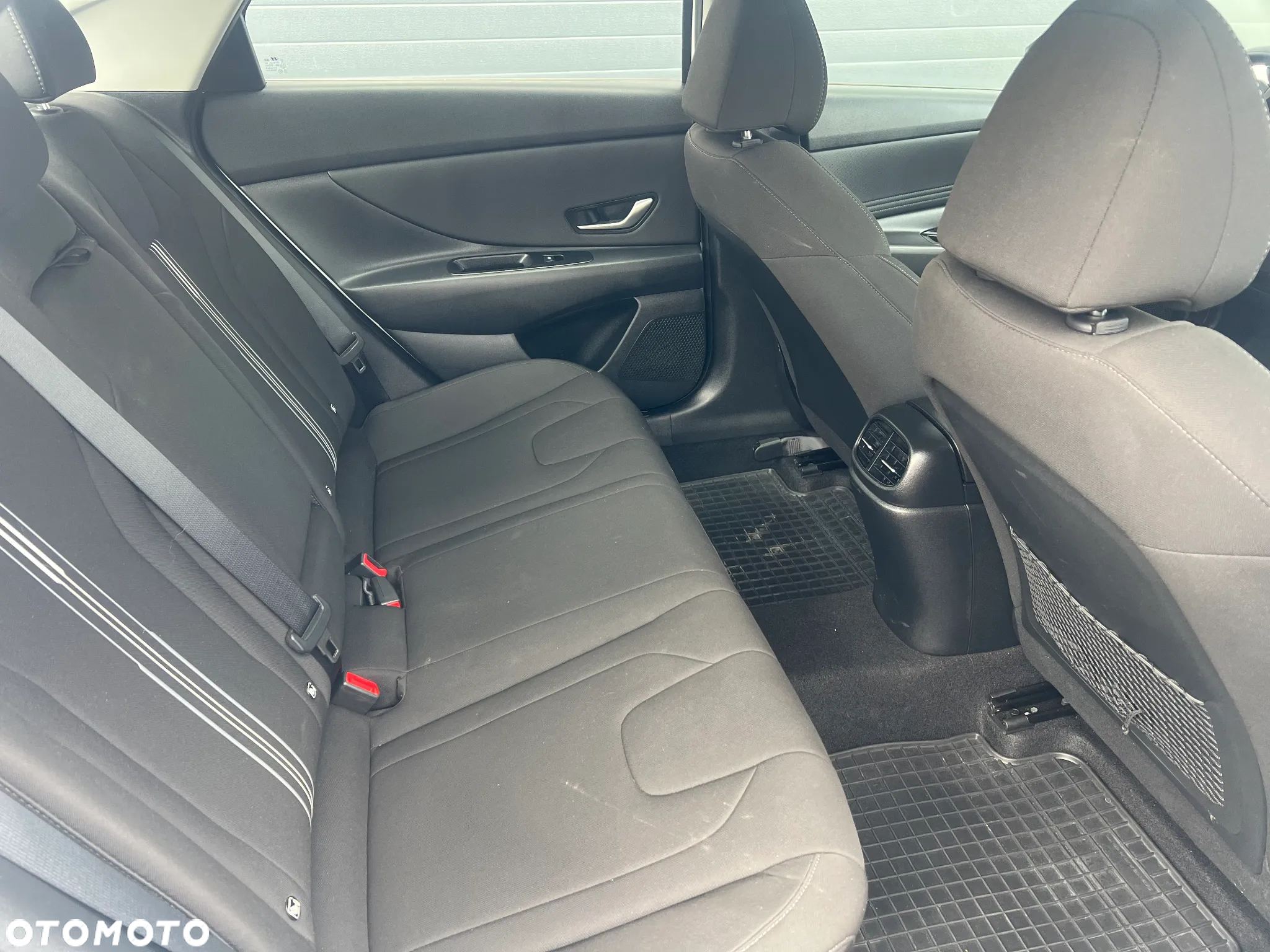 Hyundai Elantra 1.6 Smart - 18