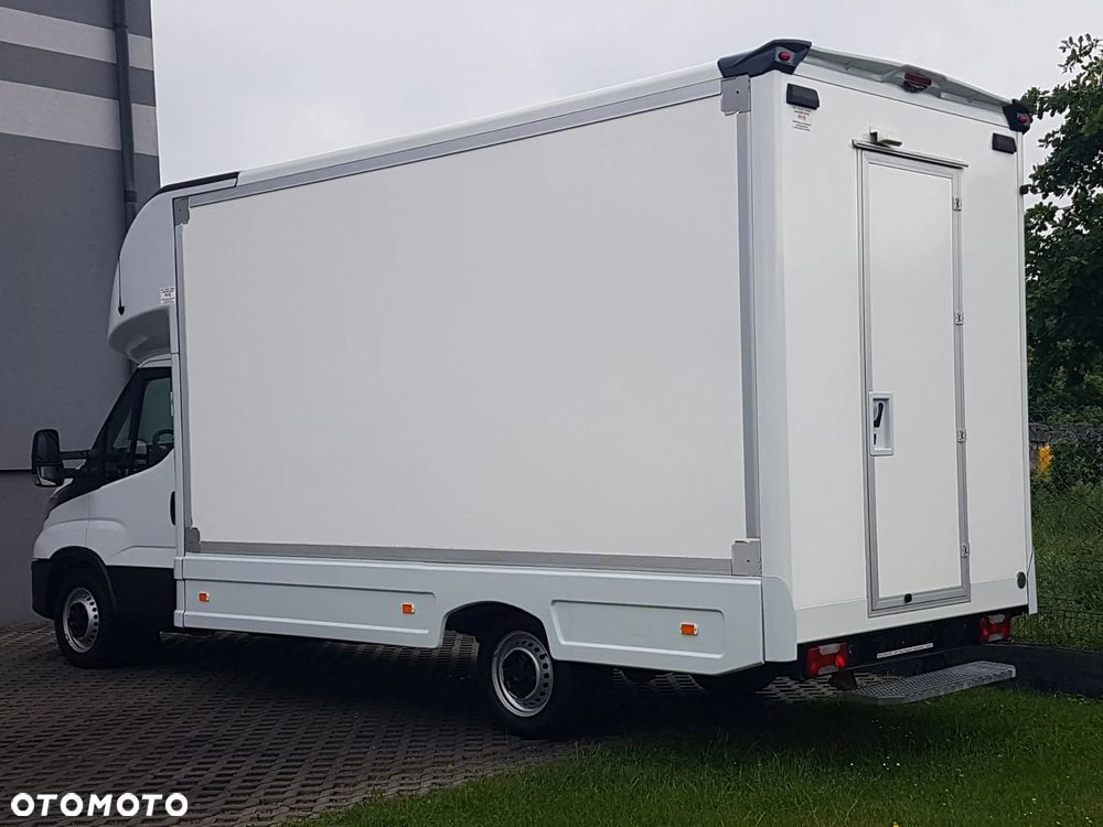 Iveco DAILY KONTENER NISKOPODŁOGOWY 4,43x2,23x2,42 SKLEP FOODTRUCK BAR KLIMA KONIOWÓZ KAMPER - 3