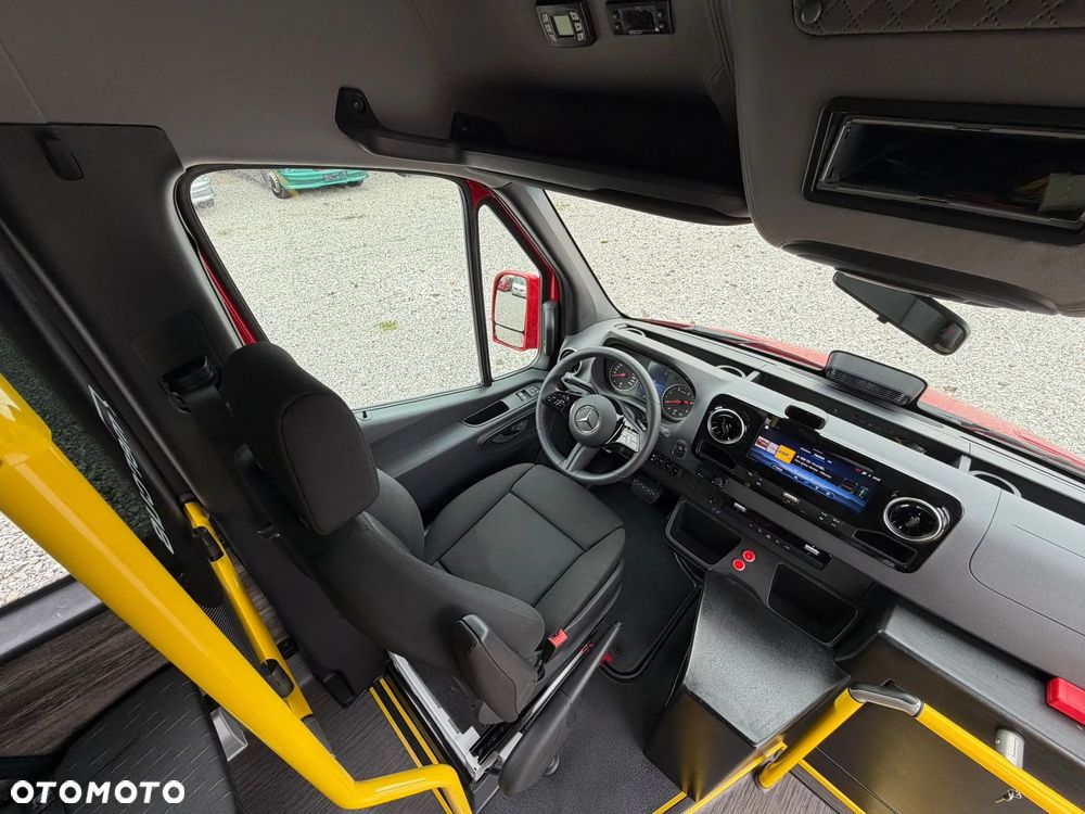 Mercedes-Benz Sprinter 517 City - 15