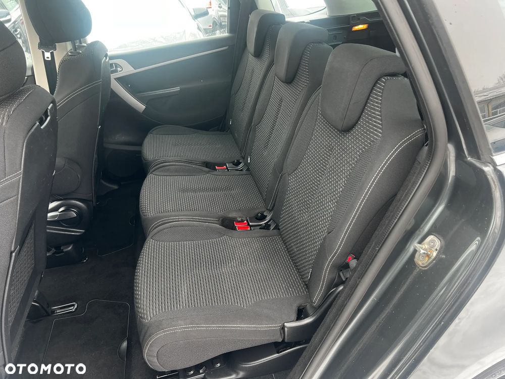 Citroën C4 Picasso 1.6 HDi Attraction - 30