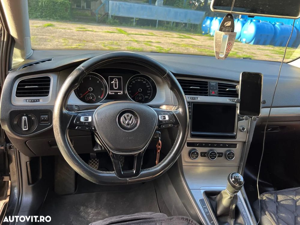 Volkswagen Golf 2.0 TDI (BlueMotion Technology) Comfortline - 12