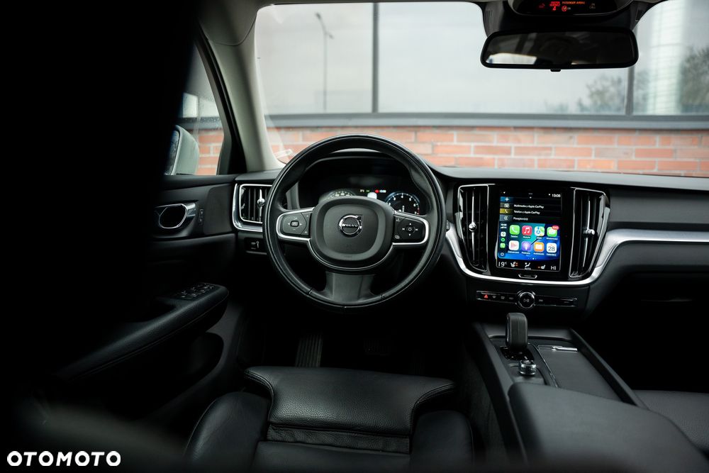 Volvo V60 B3 B Geartronic Momentum Pro - 29