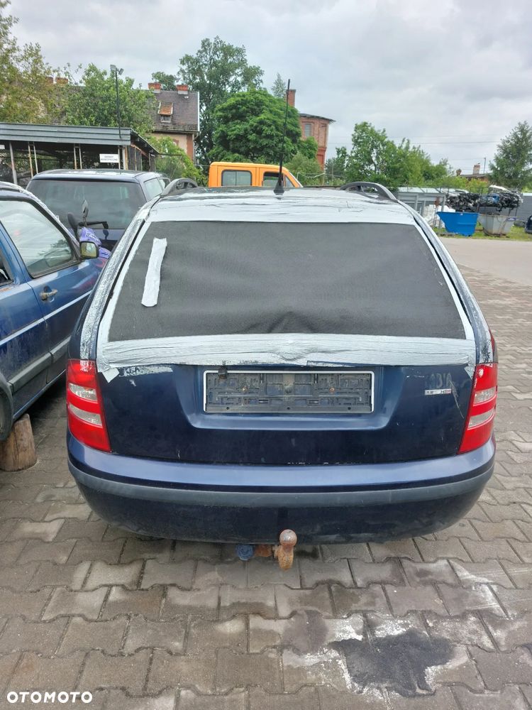 Skoda Fabia benzyna 1.4 i 1,2 benzyna na części - 25