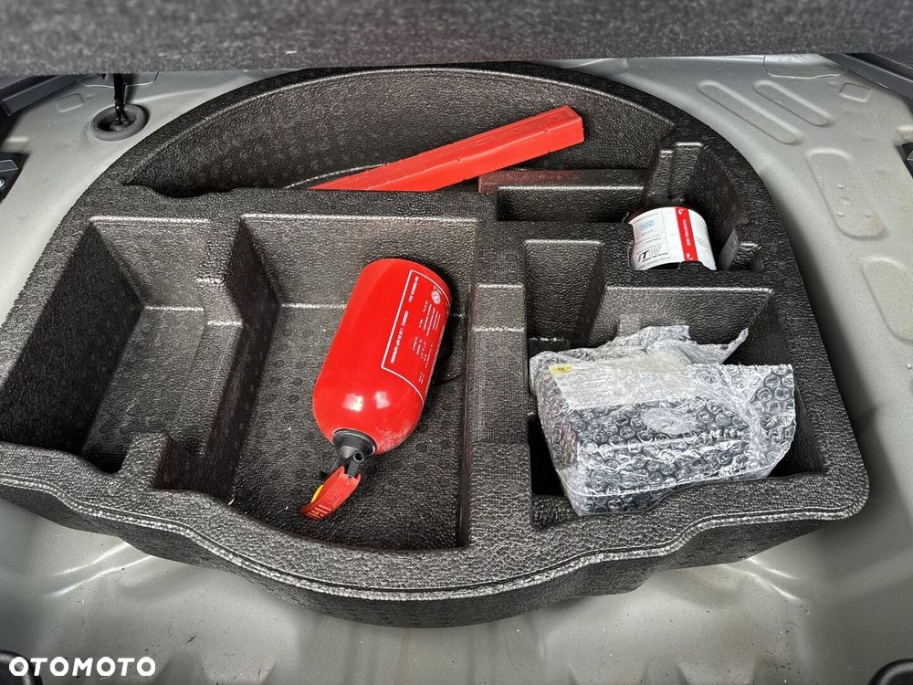 Toyota Yaris Cross Hybrid 1.5 Style - 25