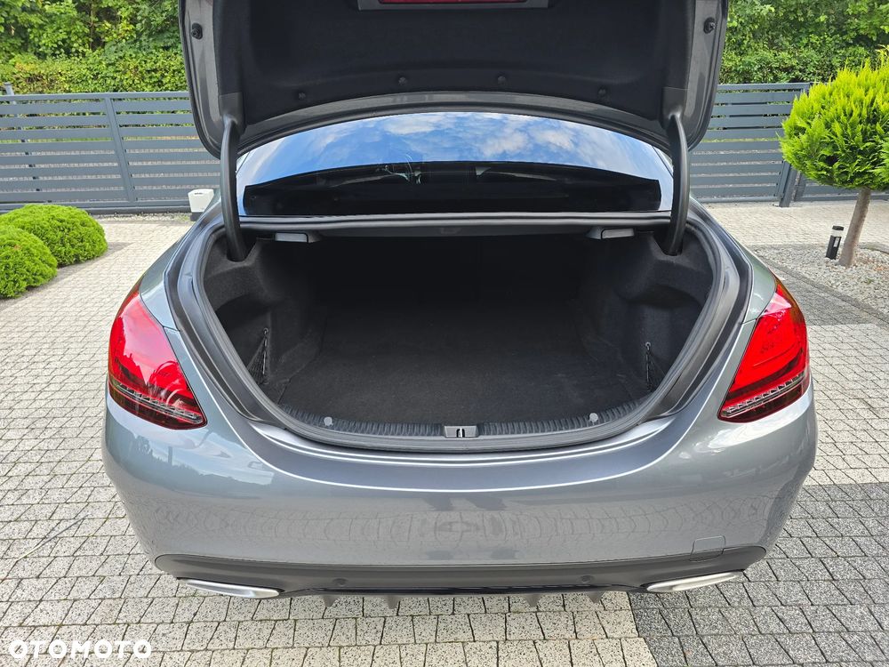 Mercedes-Benz Klasa C 200 9G-TRONIC - 13