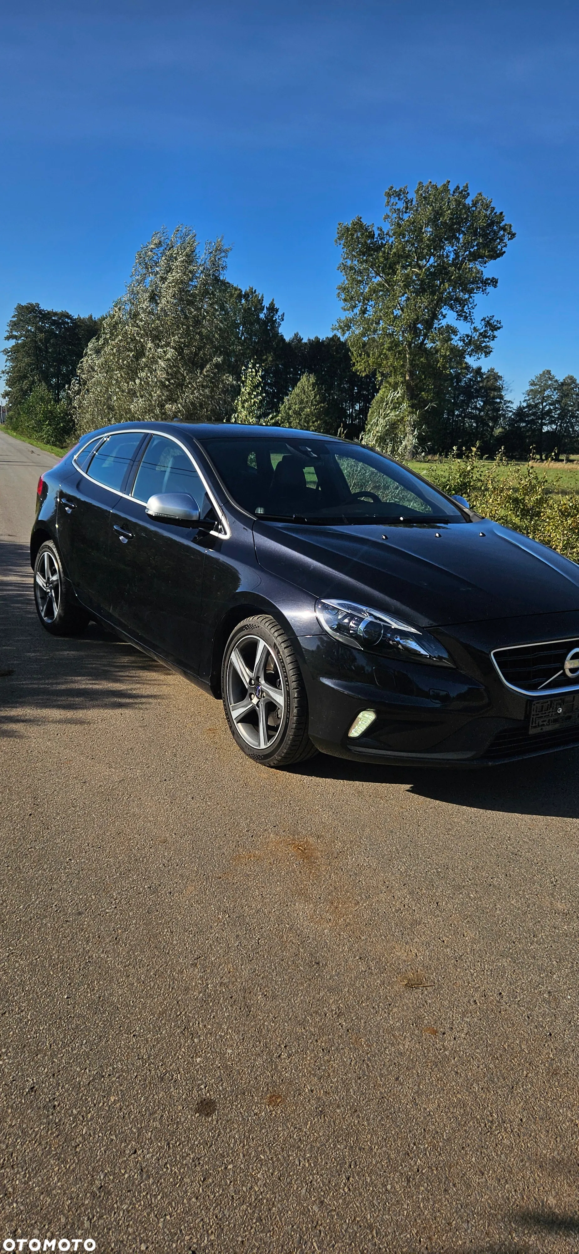 Volvo V40 T3 R-Design - 16