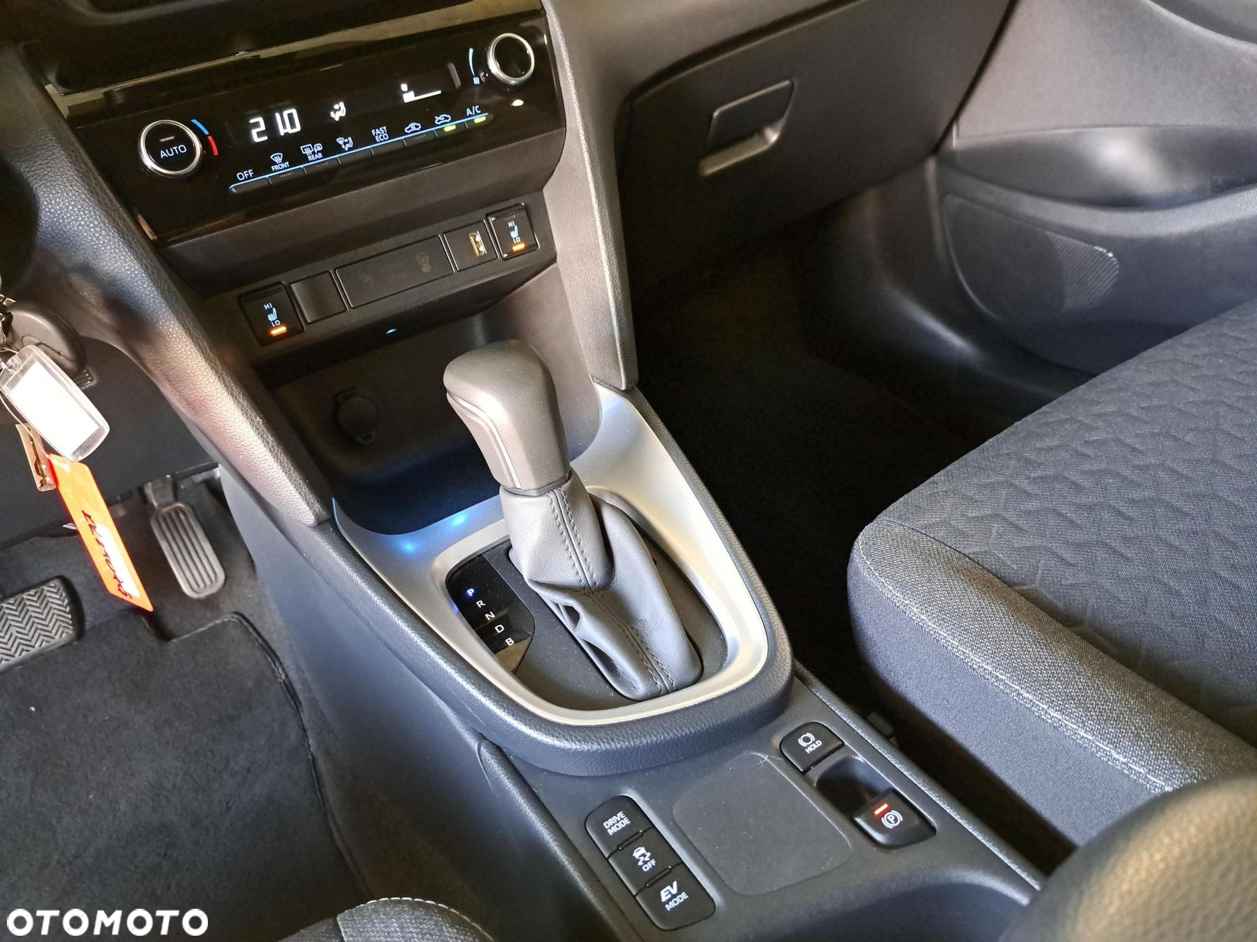 Toyota Yaris Cross - 27