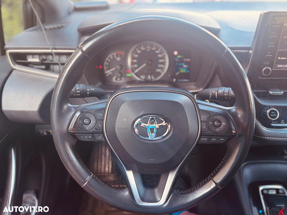 Toyota Corolla - 2