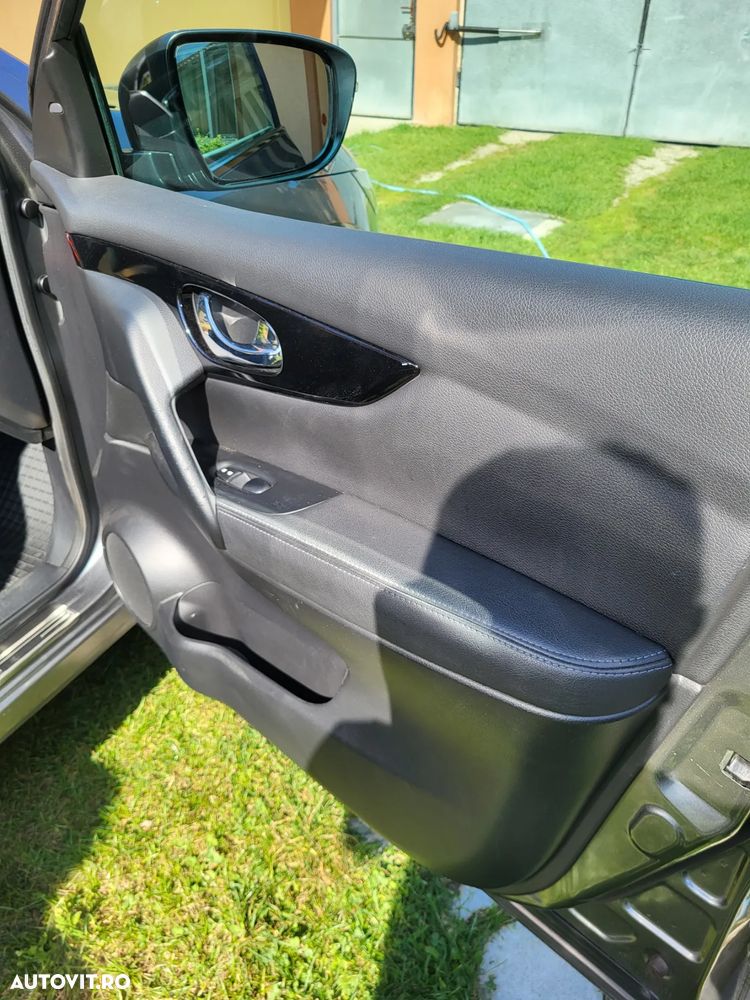 Nissan Qashqai 1.6 DCI DPF Start/Stop tekna - 16