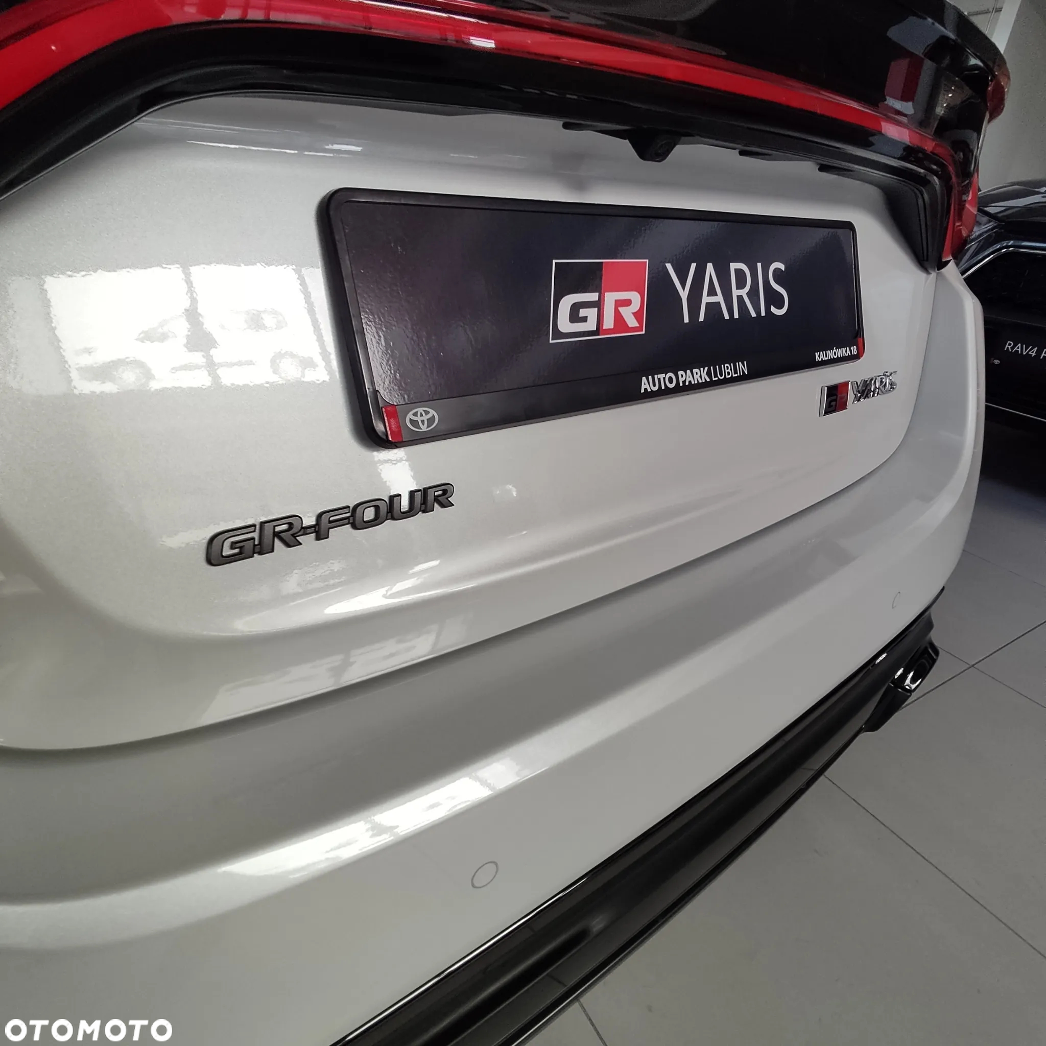 Toyota Yaris GR 1.6 Dynamic - 13