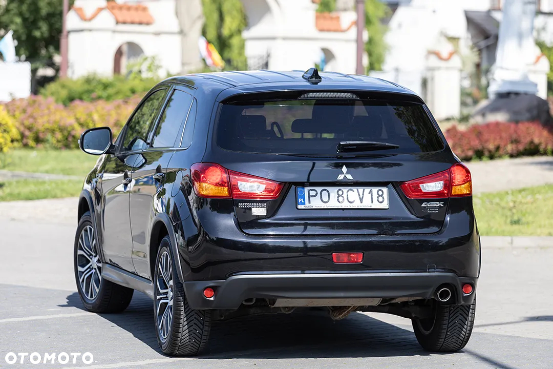 Mitsubishi ASX - 5