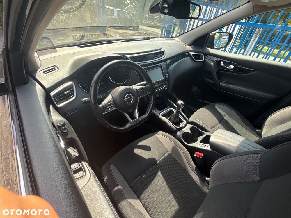 Nissan Qashqai - 12