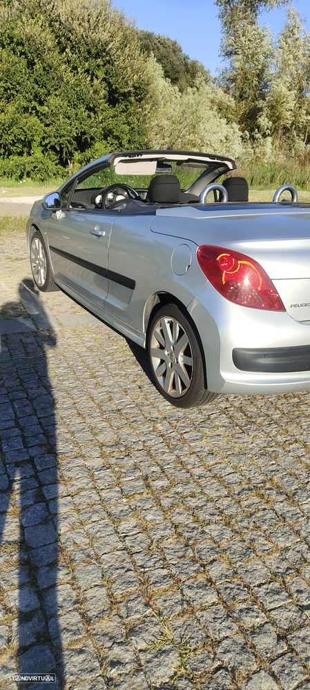 Peugeot 207 CC 1.6 HDi FAP - 3