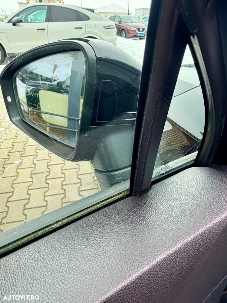 Volkswagen Tiguan - 13