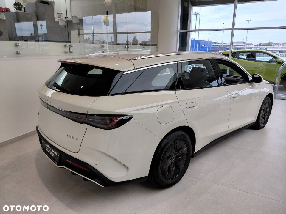 BYD Seal 6 - 3