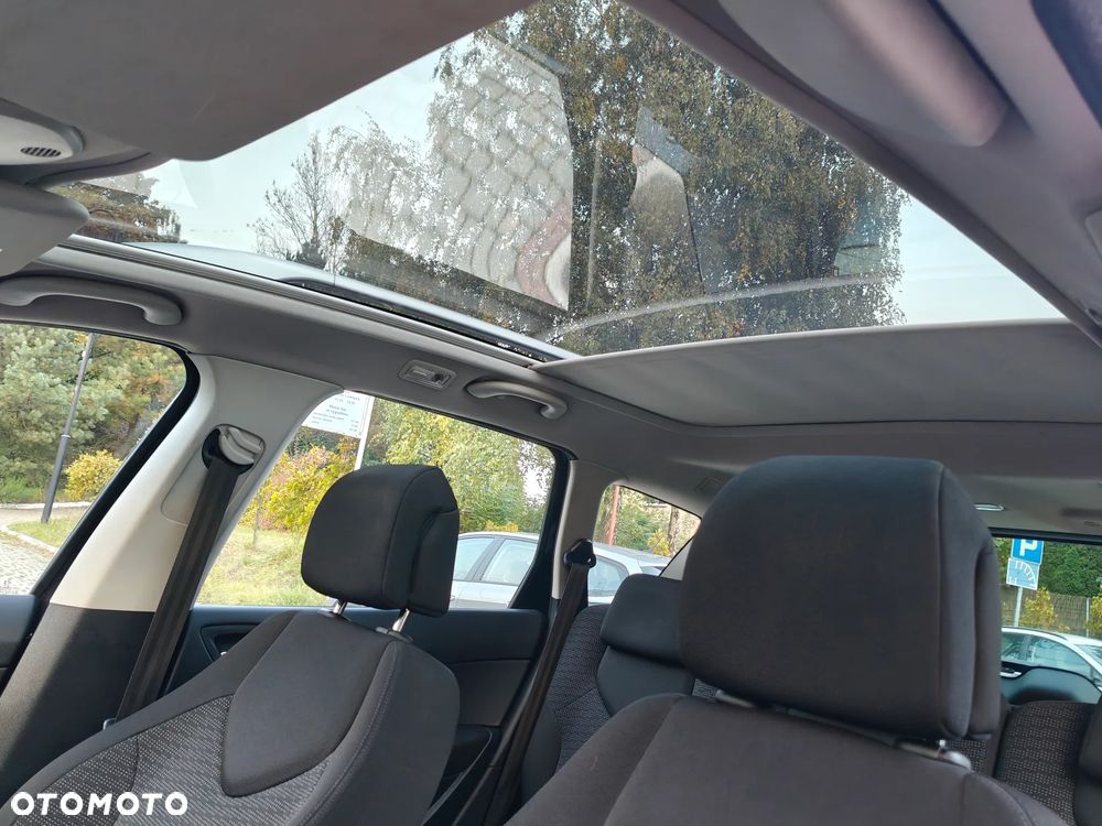 Peugeot 308 1.6 Premium - 16