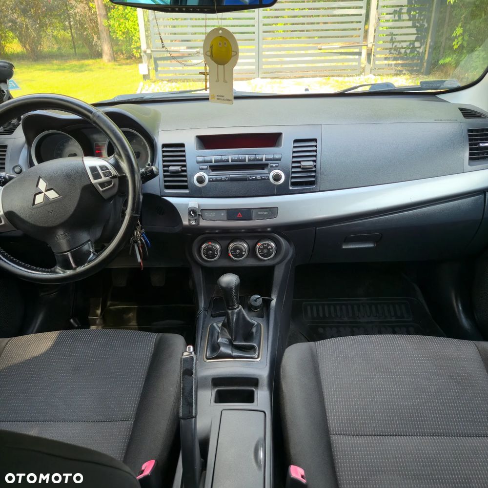 Mitsubishi Lancer 1.8 Invite LPG - 8