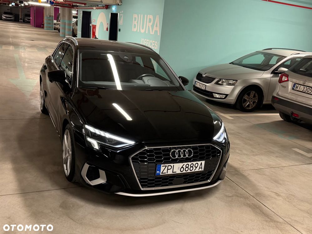 Audi A3 Sportback 35 TFSI cylinder on demand S tronic design - 4