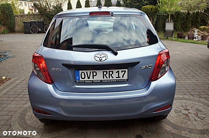 Toyota Yaris 1.33 VVT-i Comfort - 24