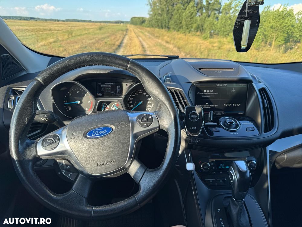 Ford Kuga 2.0 TDCi Powershift 4WD Titanium - 7