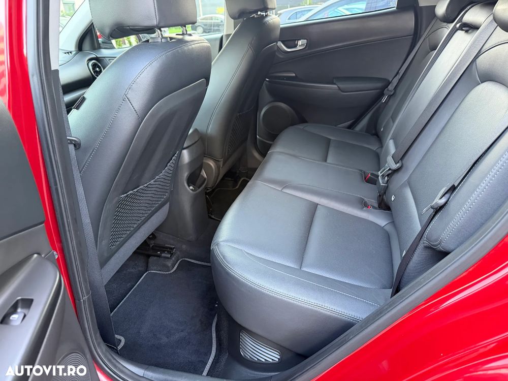 Hyundai KONA - 24