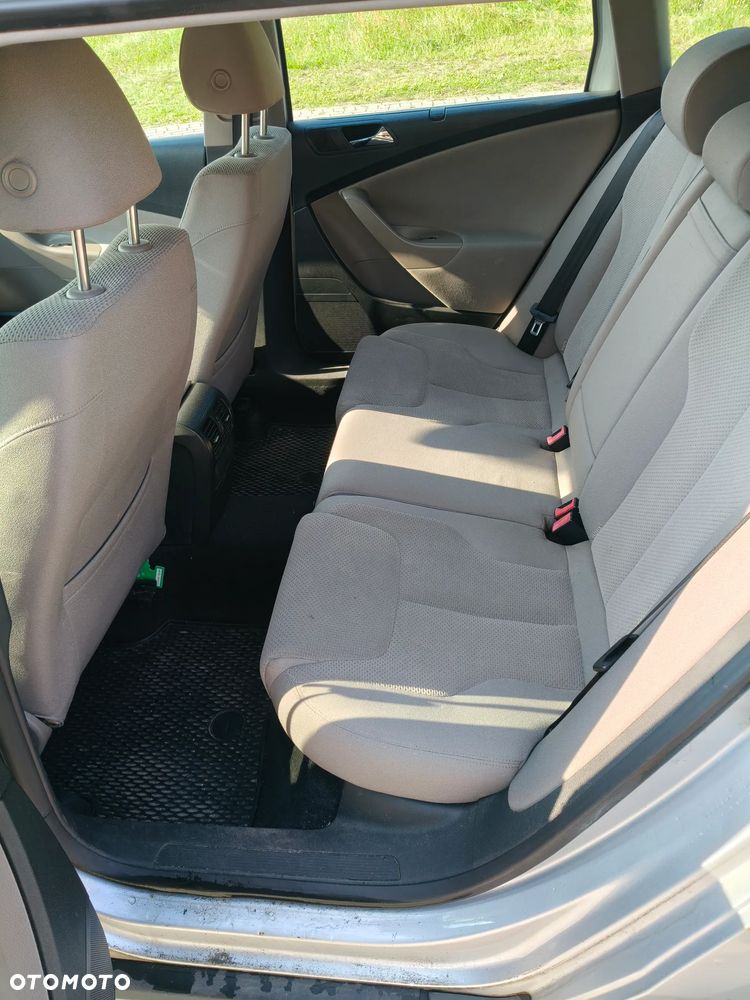 Volkswagen Passat Variant 2.0 TDI Comfortline - 8