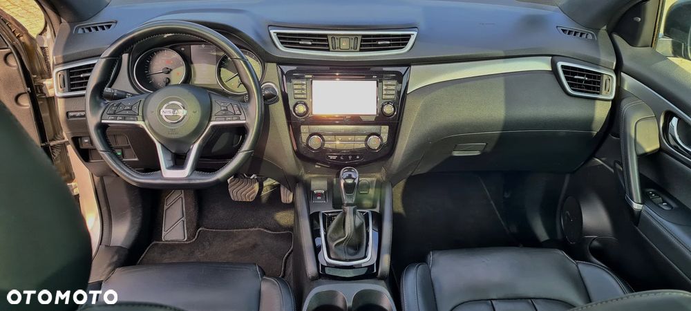 Nissan Qashqai - 14