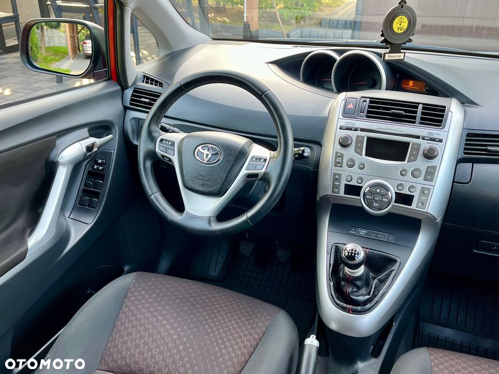 Toyota Verso 1.8 Premium EU5 7os - 10