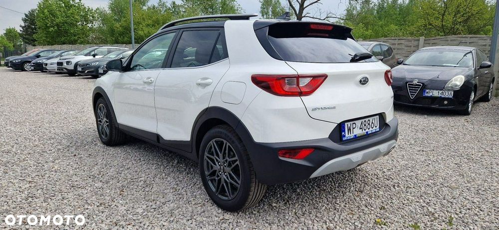 Kia Stonic - 7
