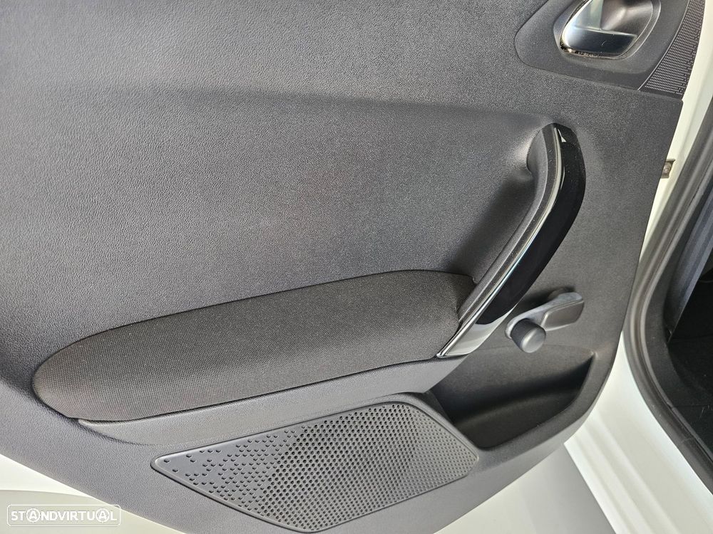 Peugeot 208 1.2 PureTech Active - 14