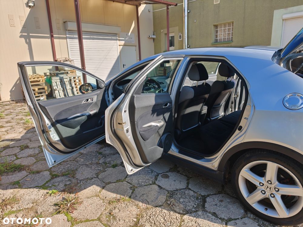 Honda Civic 1.8 Comfort - 23